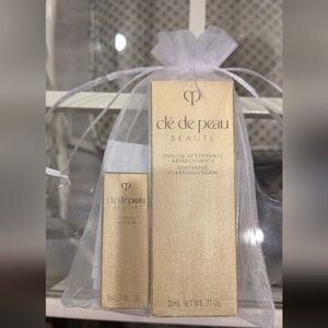 Clé de Peau Beauté The Serum  Skincare Set